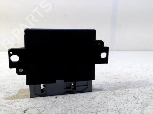 Used Control unit Control unit 10668674 10668674