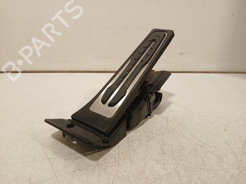 Pedal BMW 3 (G20, G80, G28) 320 i (184 hp) 27543969