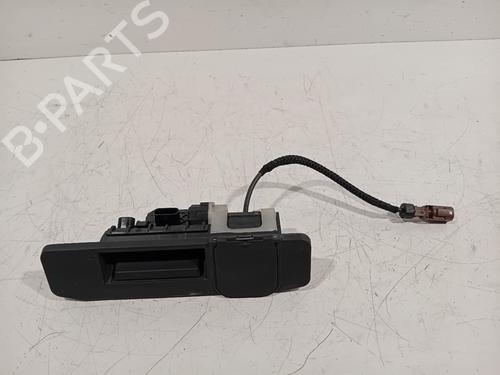 camera-mercedes-benz-glb-x247-2019-32345836 main image