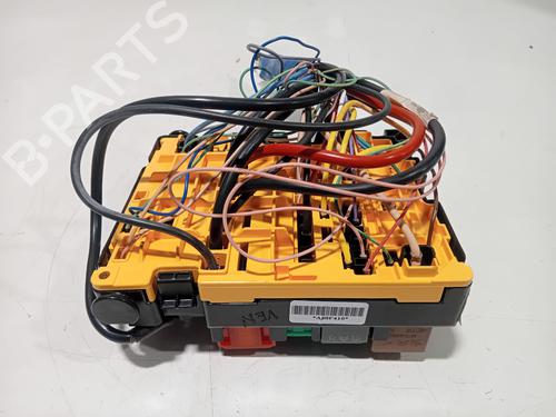 Fuse box OPEL CORSA F (P2JO) 1.2 (68) | BP39037037E1 - Image 3