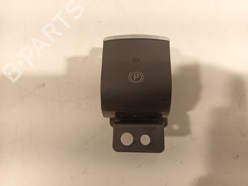 Used Switch Switch 17060654 17060654