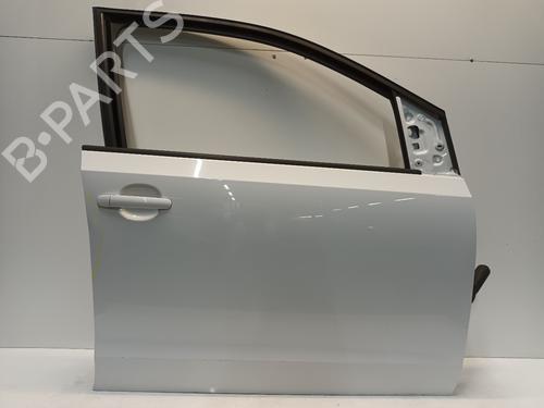 right-front-door-vw-up-121-122-bl1-bl2-bl3-123-2011-32252881 main image