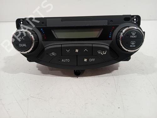 Used Climate control TOYOTA YARIS (_P13_) 1.5 Hybrid (NHP130_, NHP130) (101 hp) 26532775