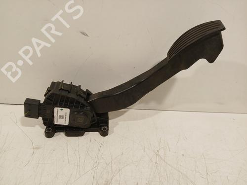 Used Pedal Pedal 37660221 37660221
