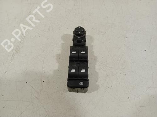 Used Switch OPEL CROSSLAND X / CROSSLAND (P17, P2QO) 1.2 (75) (110 hp) 22688694