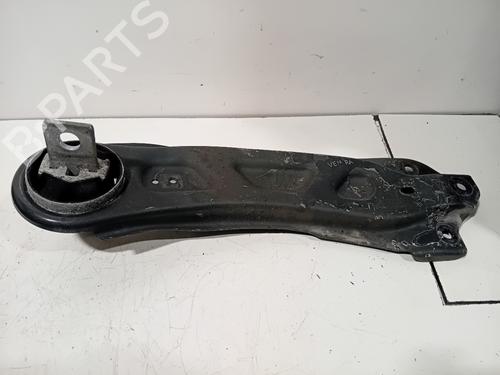 Højre bagtil bærearm MERCEDES-BENZ GLA-CLASS (X156) GLA 250 4-matic (156.946) (211 hp) 33003536