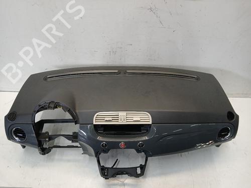 Used Dashboard FIAT 500 C (312_) 1.2 (312CXA1A, 312AXA1A) (69 hp) 28045212
