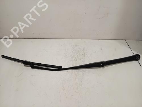 Used Front windshield wiper arm Front windshield wiper arm 37267250 37267250
