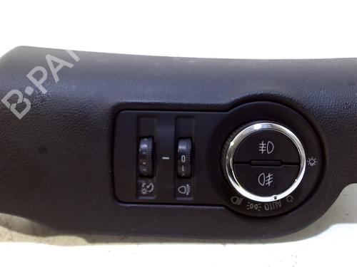 Used Headlight switch Headlight switch 8605468 8605468
