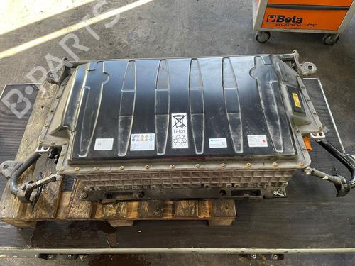 Used Battery MERCEDES-BENZ A-CLASS Saloon (V177) A 250 e (177.186) (218 hp) 33048069