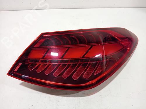 Used Right taillight Right taillight 39586778 39586778