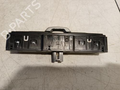 Switch BMW 2 Gran Tourer (F46) 216 d | BP33814385I30 - Image 3