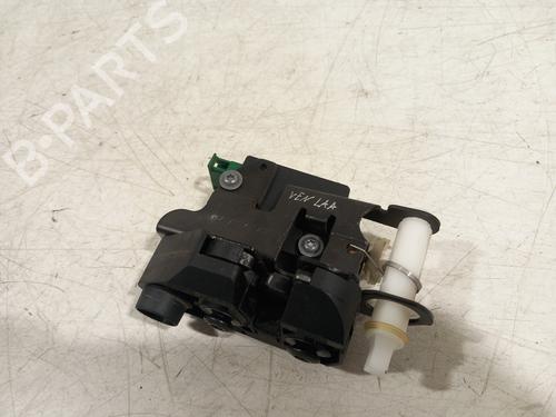 Fechadura da mala Fechadura da mala LAND ROVER DISCOVERY IV (L319) 3.0 TD 4x4 (245 hp) 34266668 34266668