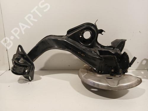 Venstre hjullagerhus spindel BMW 1 (F40) 120 i (178 hp) 29816196