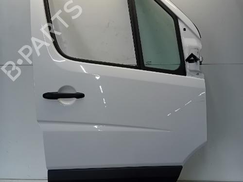 Dør højre fortil Dør højre fortil VW CRAFTER 30-50 Van (2E_) 2.0 TDI (136 hp) 36260556 36260556