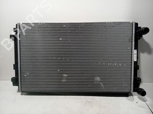 Wasserkühler für Wasserkühler SKODA OCTAVIA III Combi (5E5, 5E6) 1.0 TSI (115 hp) 33875800 33875800
