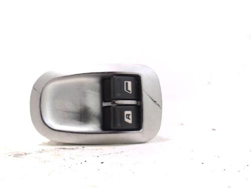 Used Switch PEUGEOT 206+ (2L_, 2M_) 1.4 i (2LKFWA, 2MKFWA) (75 hp) 13199502