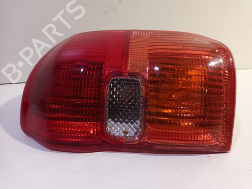 Used Right taillight Right taillight TOYOTA RAV 4 II (_A2_) 2.0 4WD (ACA21, ACA20) (150 hp) 39689077 39689077