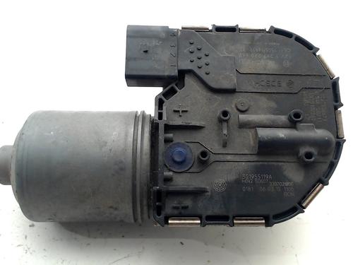front-wiper-motor-vw-passat-b8-variant-3g5-cb5-20-tdi-1397220662-2014-11515424 main image