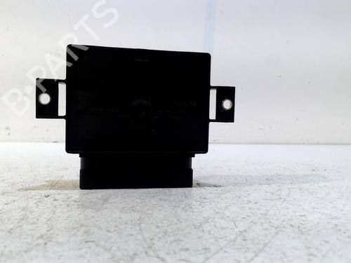 Used Control unit Control unit 10668673 10668673