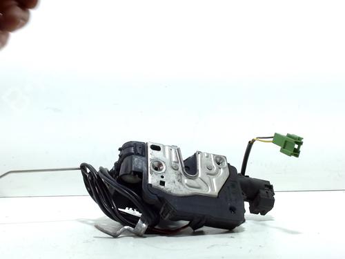 Front left lock MERCEDES-BENZ CLS (C219) CLS 320 CDI (219.322) | BP13737431C98 