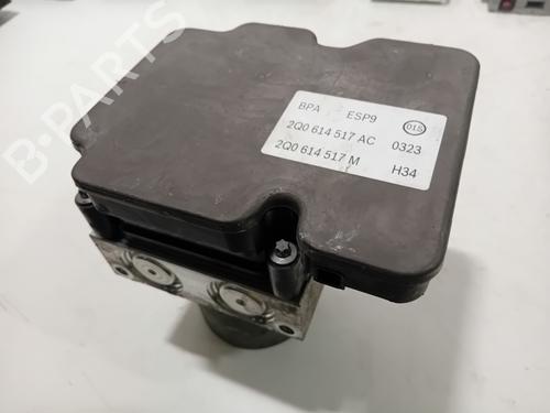 Used ABS pump ABS pump VW POLO VI (AW1, BZ1, AE1) 2.0 GTI (200 hp) 33421986 33421986