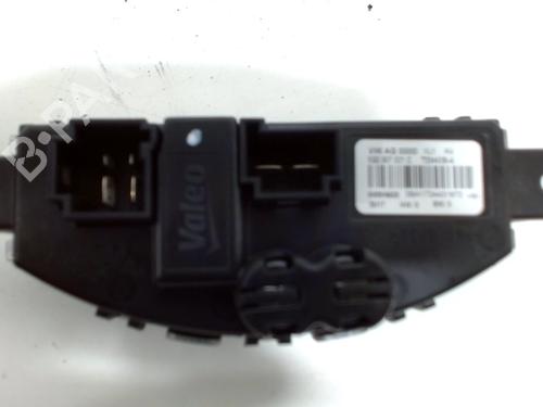 Used Heater resistor VW TOURAN (5T1) 1.6 TDI (115 hp) 12546392