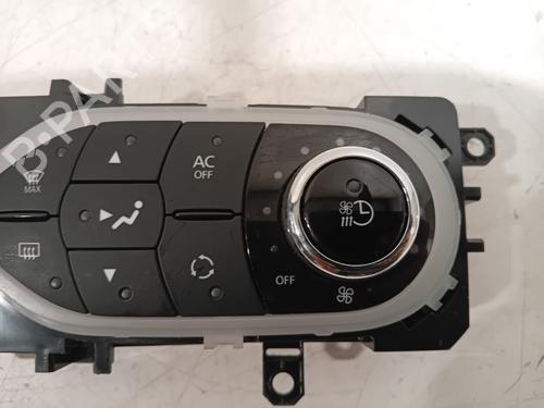 Climate control RENAULT ZOE (BFM_) ZOE | BP22400240I5 
