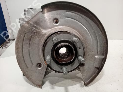 Venstre hjullejehus spindel JAGUAR F-PACE (X761) 2.0 TD4 AWD (180 hp) 32774718