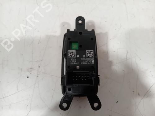 Switch BMW X1 (F48) sDrive 18 d | BP30856379I30