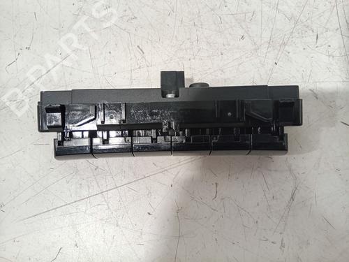Switch MERCEDES-BENZ C-CLASS (W205) C 350 e (205.047) | BP21071965I30 