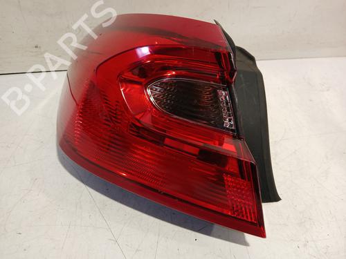 Używane Lampa tylna lewa FORD FIESTA VII (HJ, HF) 1.1 Ti-VCT (71 hp) 32252852