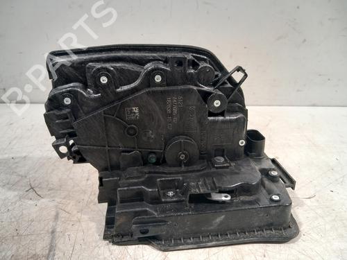 front-left-lock-bmw-5-g30-f90-2016-33875861 main image