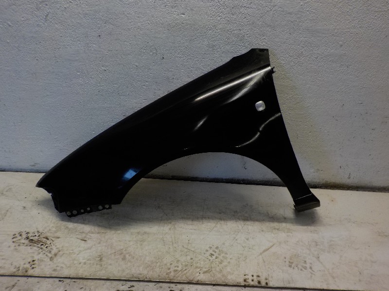 PARAFANGO PASSARUOTA HDPE anteriore sinistro per Audi A3 + Cabrio 08-13