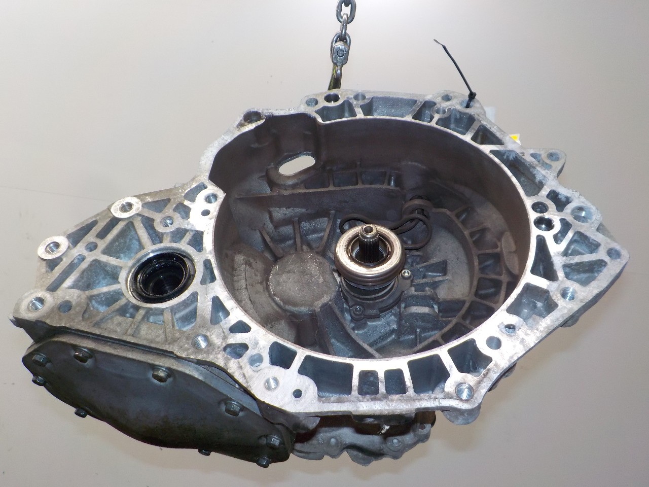 Manual gearbox OPEL ASTRA J Sports Tourer (P10) 1.3 CDTI (35) 11788619