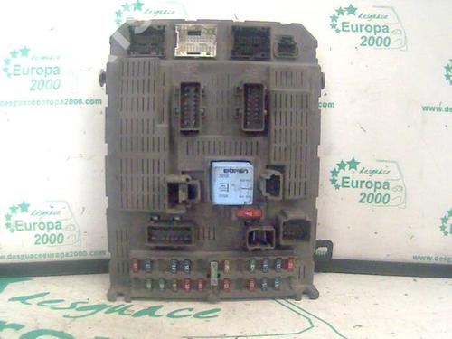 Used Fuse box Fuse box CITROËN C5 I (DC_) 2.0 HDi (DCRHZB, DCRHZE) (109 hp) 1018875 1018875