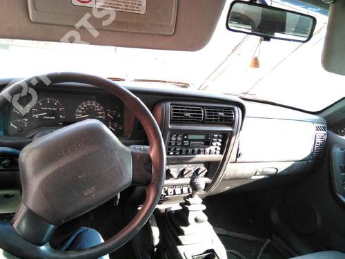 Dashboard JEEP CHEROKEE (XJ) 2.5 TD 4x4 | BP2678600C46