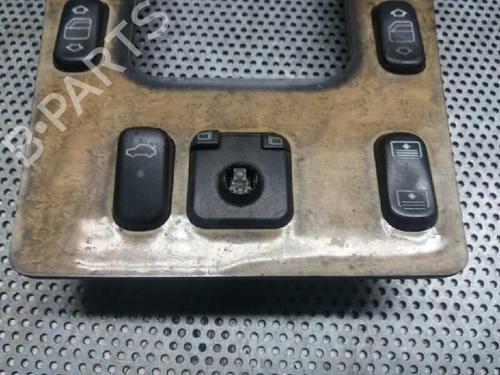 Switch MERCEDES-BENZ E-CLASS (W210) E 280 (210.063) | BP14035911I30 