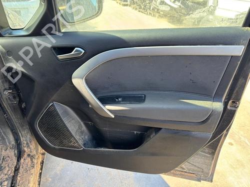 Used Front right panel Front right panel 29070436 29070436