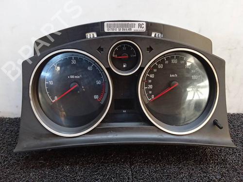 Used Instrument cluster OPEL ASTRA H (A04) 1.9 CDTI (L48) (150 hp) 9812827