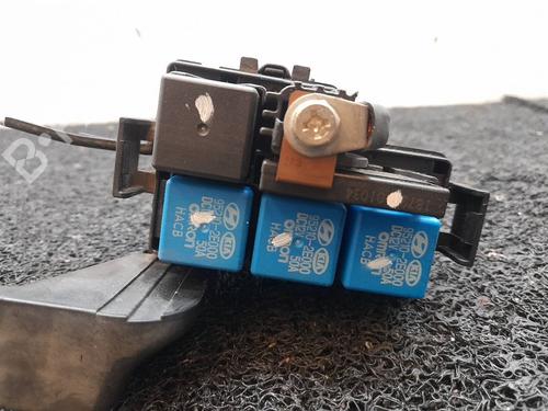 fuse-box-hyundai-i20-i-pb-pbt-919401j500-2008-2009-2010-2011-2012-2013-2014-2015-11180104 main image