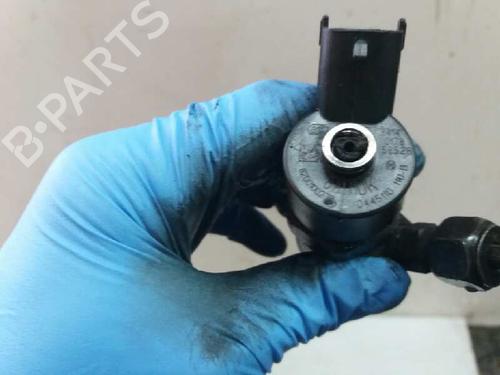 Injector RENAULT MEGANE II Estate (KM0/1_) 1.9 dCi (KMRG, KM1G, KM0G, KM2C) | BP1593668M100 
