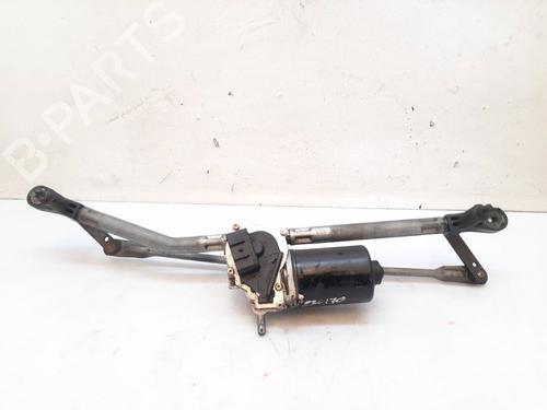Used Front wiper motor FIAT PUNTO (188_) 1.9 DS 60 (188.031, .051, .231, .251) (60 hp) 12302540