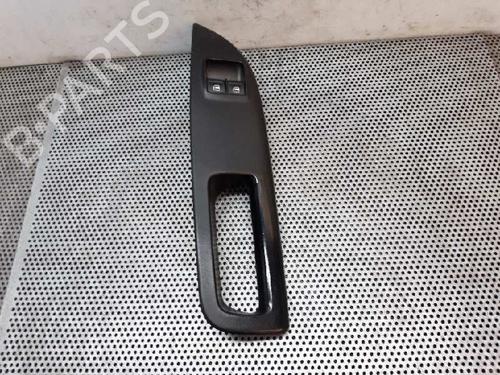 Used Left front window switch Left front window switch 5142600 5142600