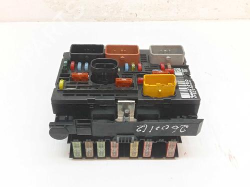 Sikringsdåse Sikringsdåse CITROËN C4 Grand Picasso I (UA_) 2.0 i 16V (140 hp) 37269930 37269930
