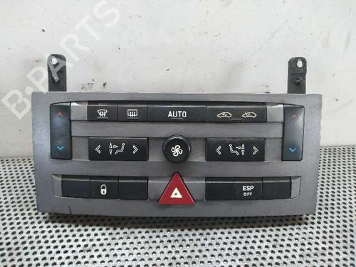 Used Climate control PEUGEOT 407 (6D_) 2.0 (6DRFNB, 6DRFNE) (136 hp) 4421972