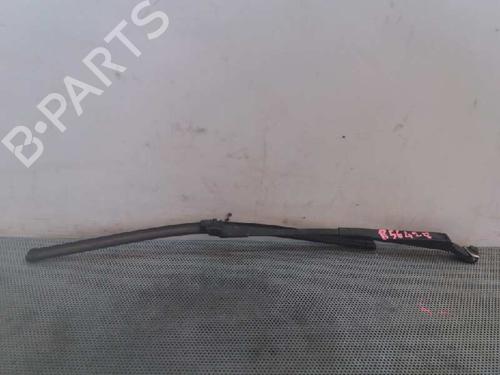 Used Front windshield wiper arm Front windshield wiper arm 6615857 6615857