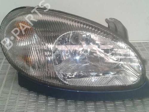 Used Right headlight Right headlight DAEWOO LANOS (KLAT) 1.3 (75 hp) 12313020 12313020