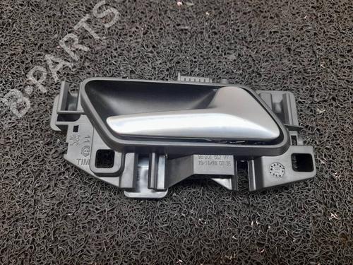 Used Rear right interior door handle Rear right interior door handle 8311039 8311039
