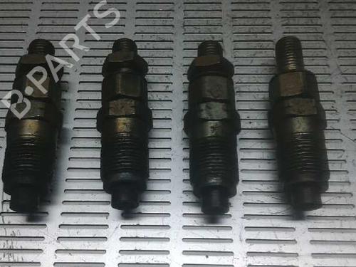 Used Injector FORD MAVERICK (UDS, UNS) 2.7 TD (100 hp) 1805445